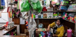 Indonesia Menghapus Bea Masuk LPG untuk Membatasi Harga Plastik